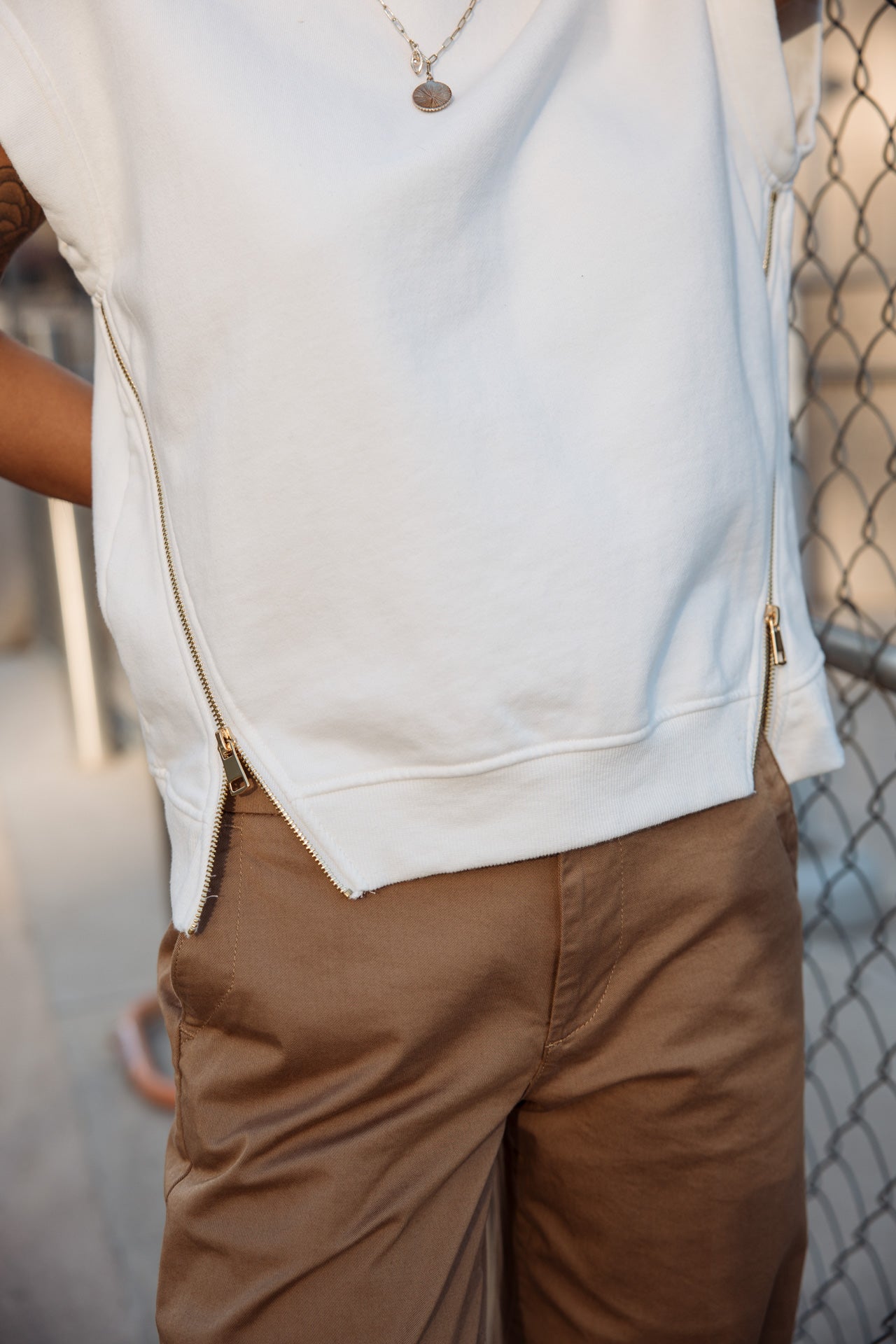Swanna Sweat sans manches (off white)