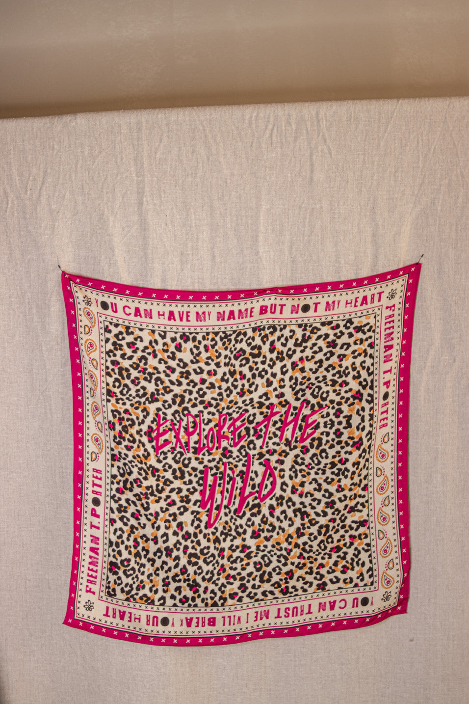 Fathia Wild Leopard Small (pearled ivory)