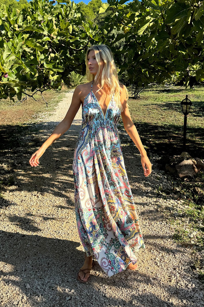 Robe longue satinée