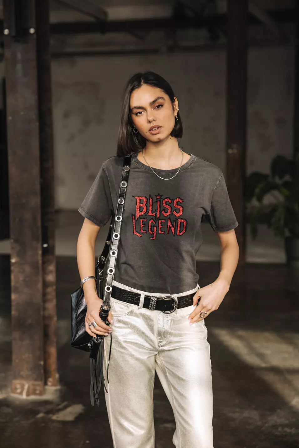 T-Shirt Imprimé à Strass Suria Bliss Legend (Carbone)