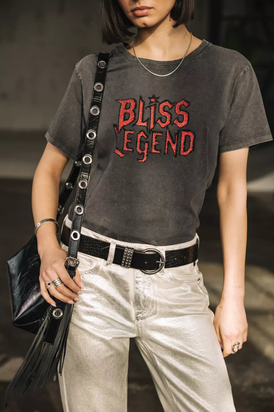 T-Shirt Imprimé à Strass Suria Bliss Legend (Carbone)