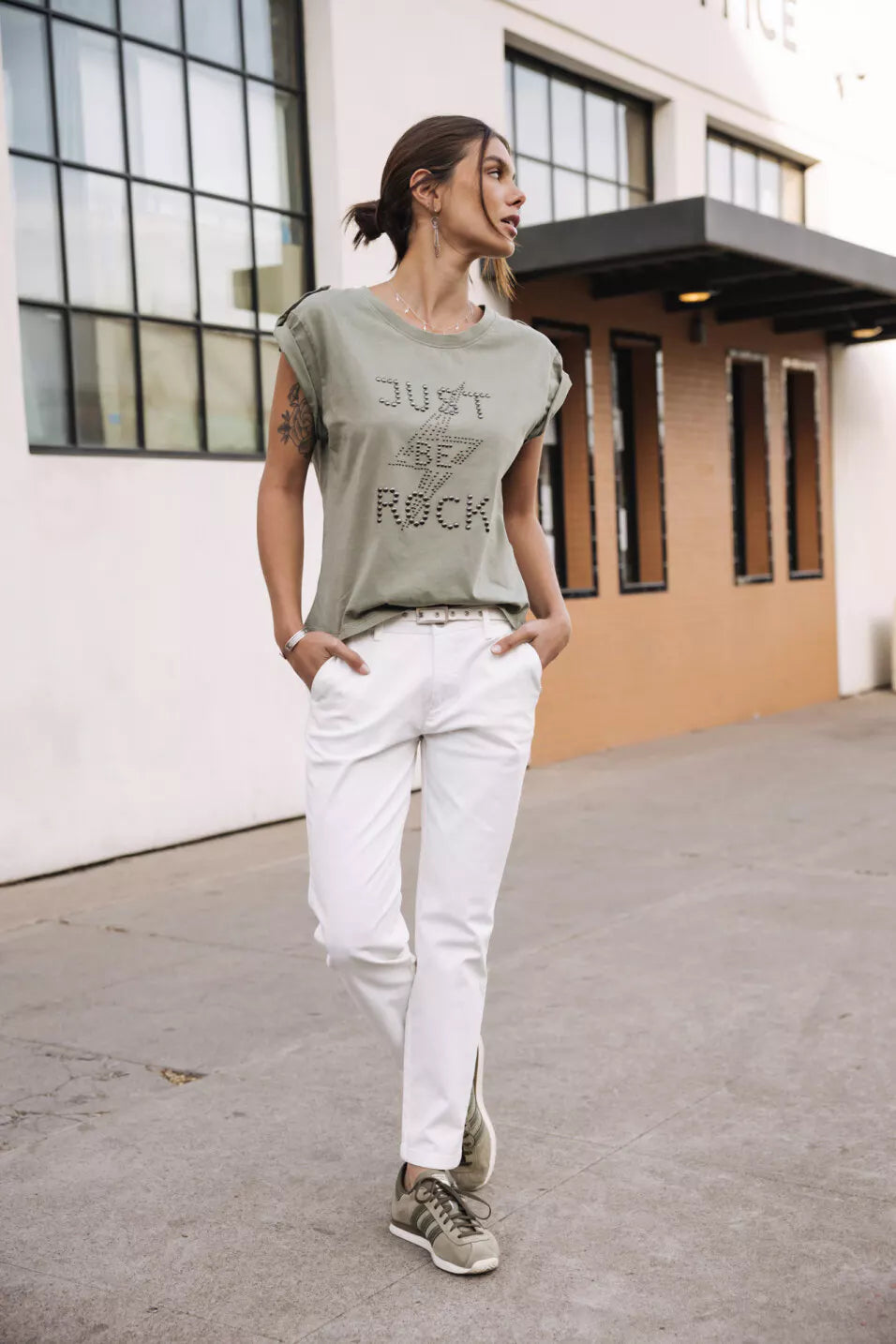 T-Shirt Clouté Trisea Just Be Rock (Light khaki)