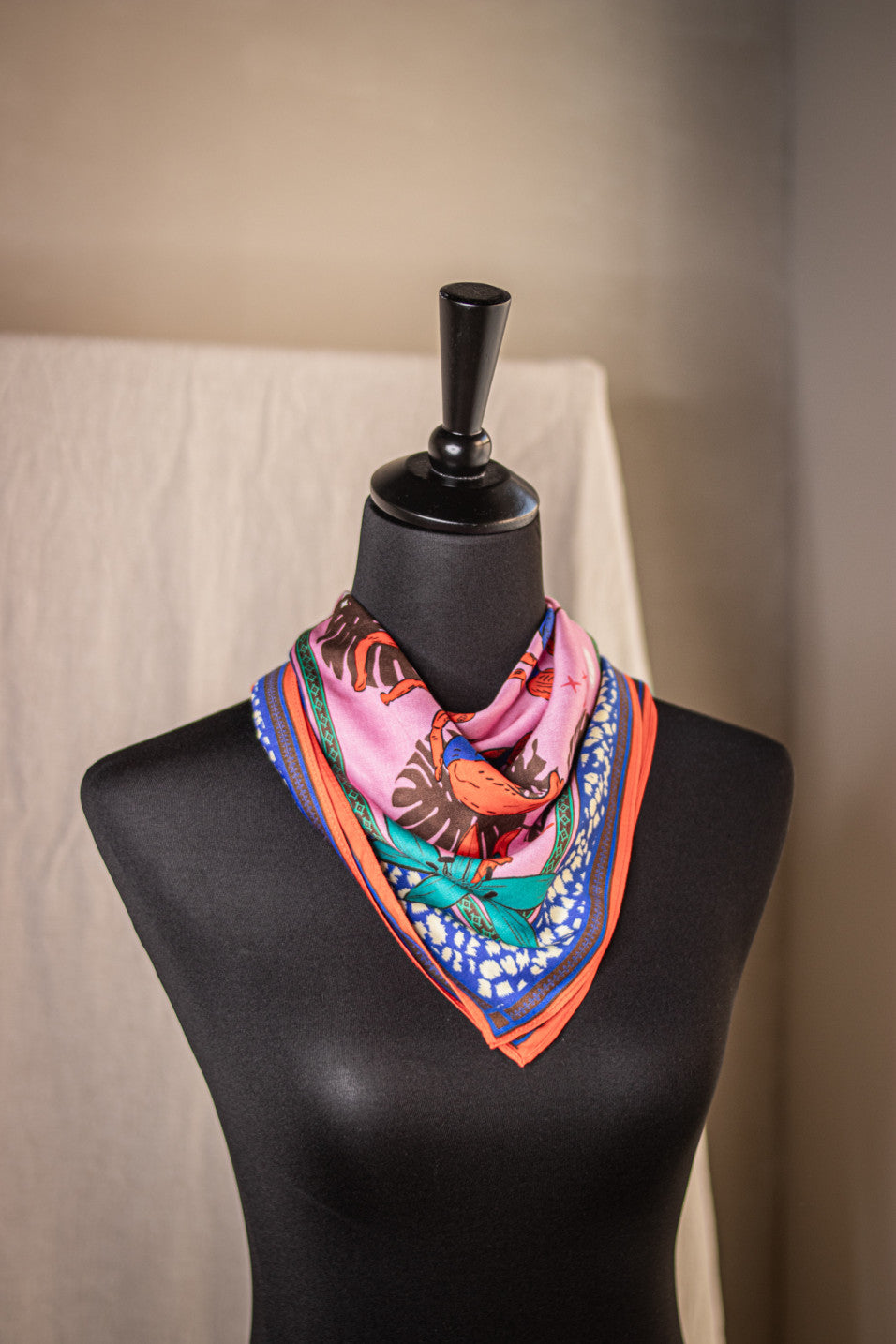 Fathia Desert Wildlife Big (pink frosting)
